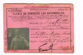 1922 : les premiers permis de conduire. (EMILE FERNEY SOUVENIRS) (© nouvelobs.com)