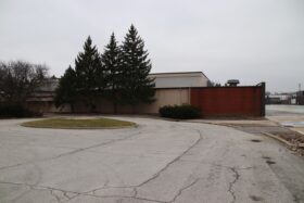 Rond-point en direction du sud (usine Tokhein, Fort Wayne) (© usautoindustryworldwartwo.com)