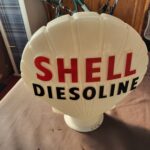 Globe (original) en verre SHELL Diesoline (© automobilia-uk.com)