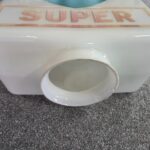 GLOBE ORIGINAL BP, en verre, années 60 (© automobilia-uk.com)