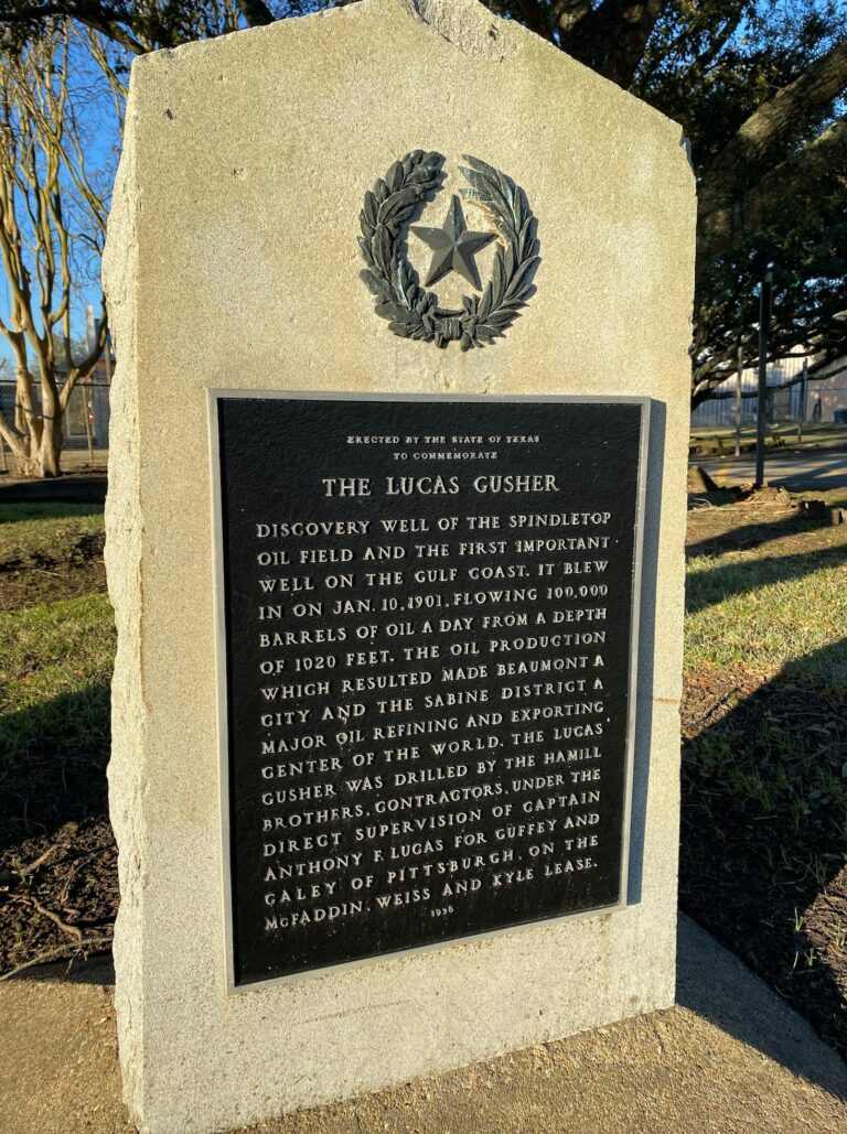 Plaque en l'hommage de "The Lucas Gusher"