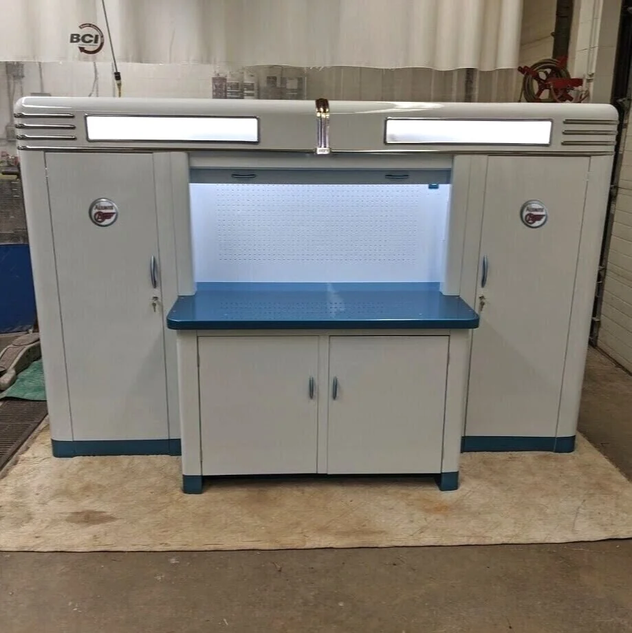 Alemite 1945 - 1948 (© servicemerchandisers.com)